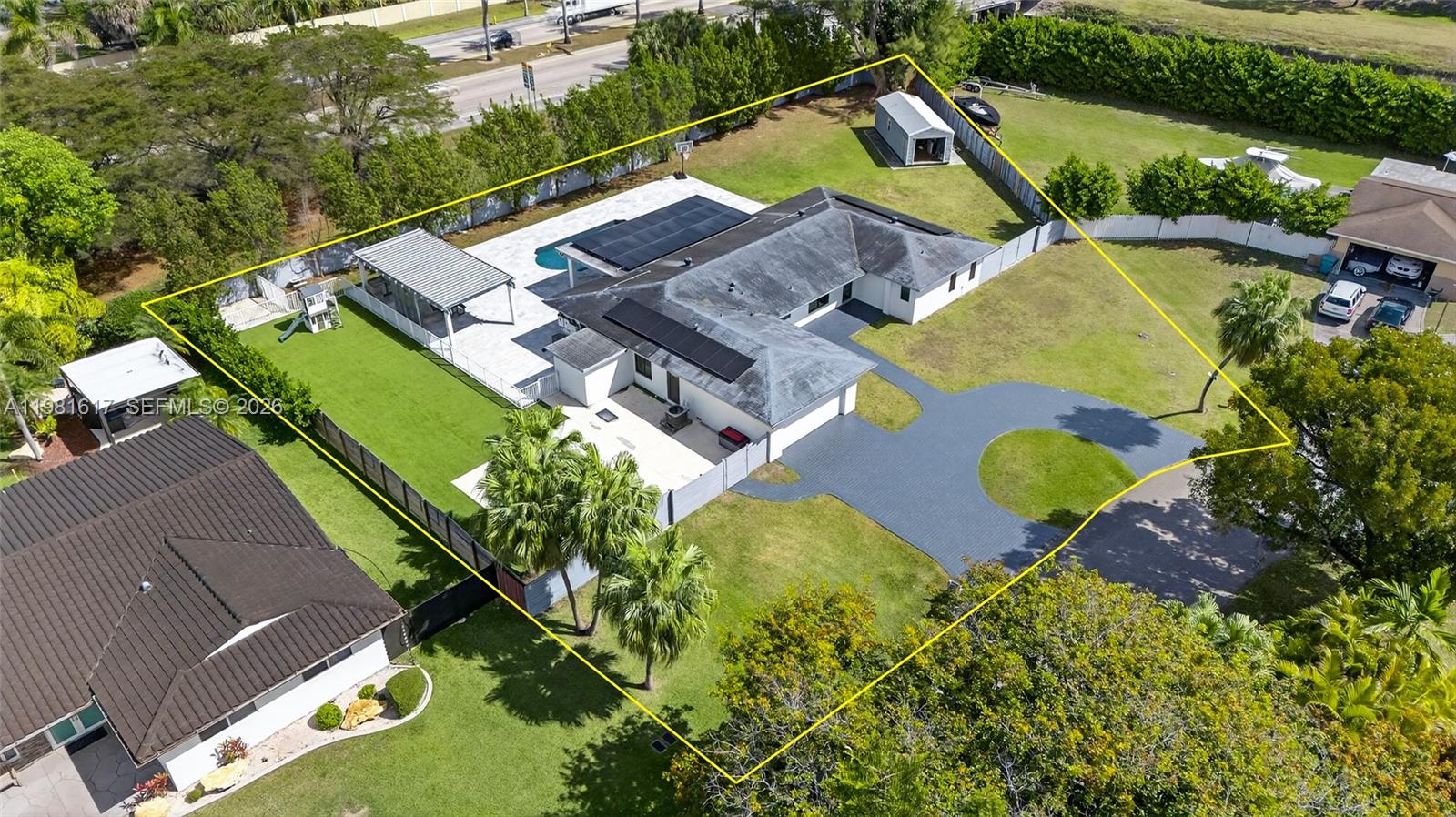 11951 SW 120th Ter Miami, FL 33186