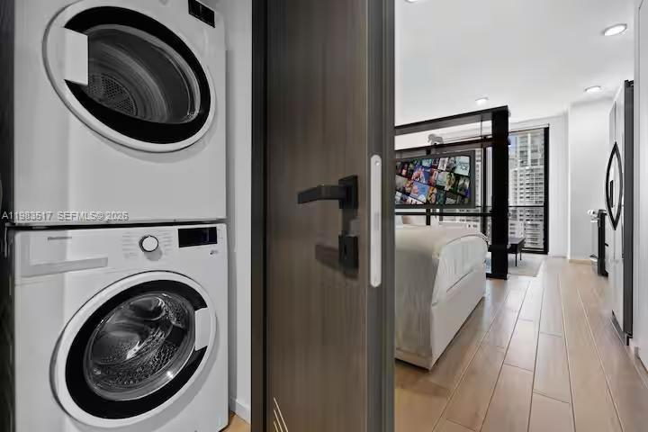 398 NE 5th St #3516 Miami, FL 33132