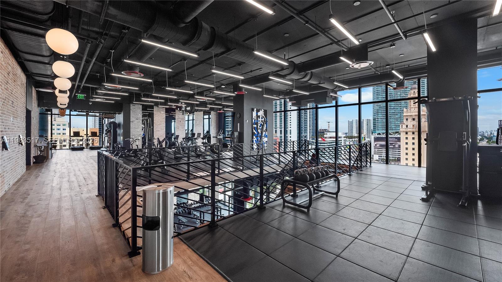 398 NE 5th St #3516 Miami, FL 33132