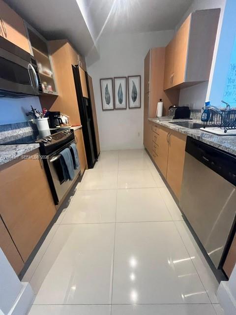 image The Venture at Aventura9