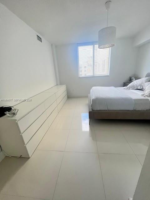 image The Venture at Aventura12