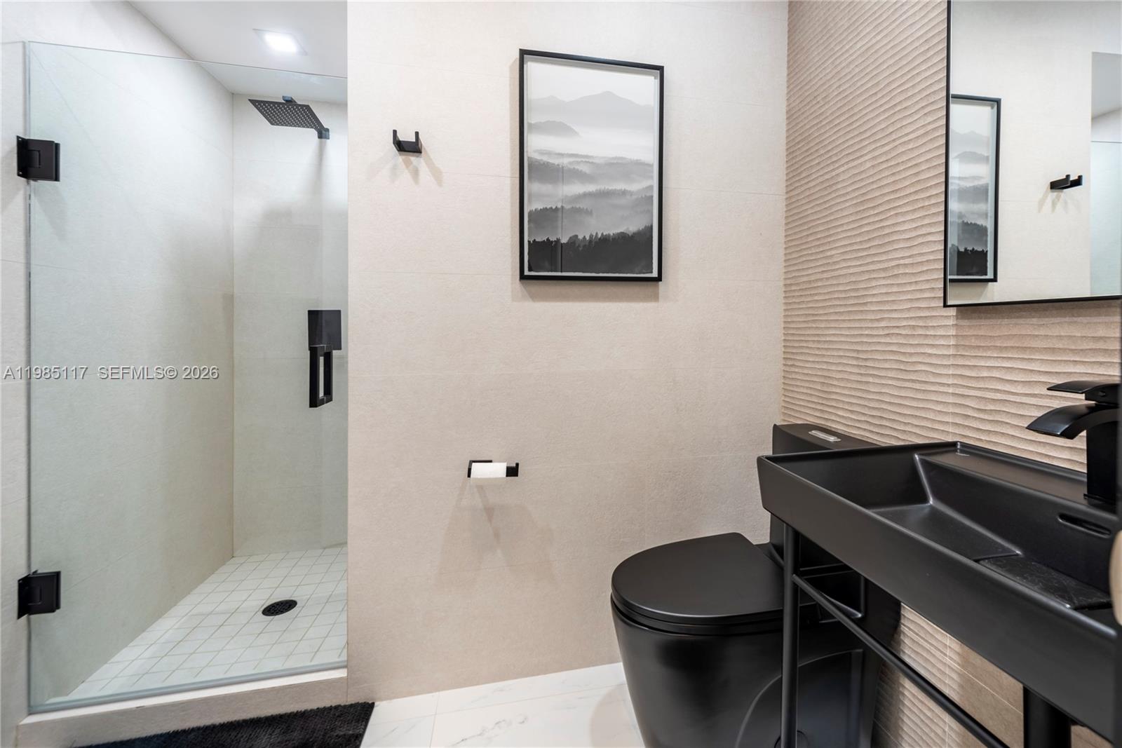 302 N Highland Dr Hollywood, FL 33021