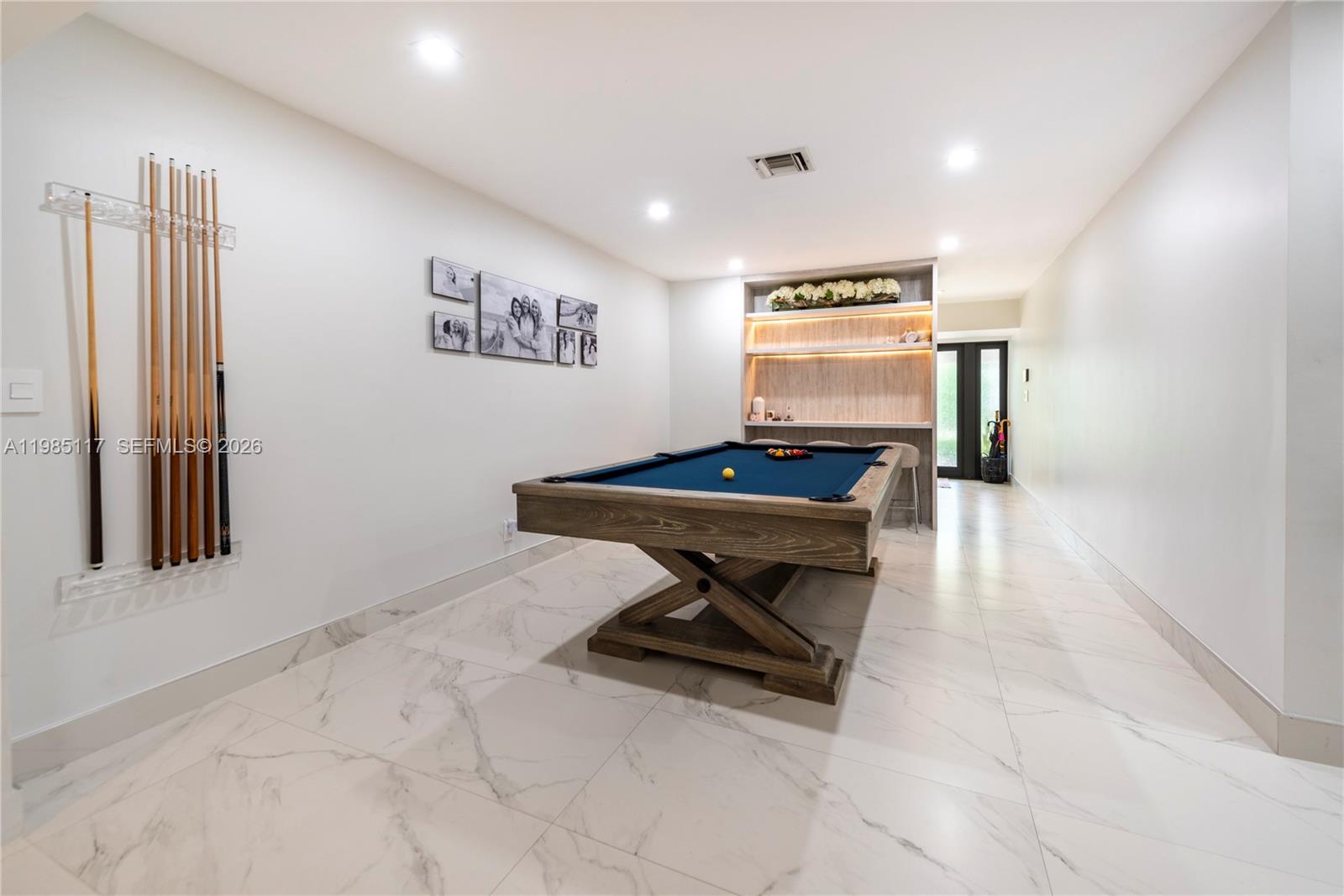 302 N Highland Dr Hollywood, FL 33021