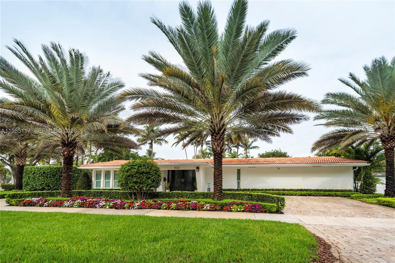 302 N Highland Dr Hollywood, FL 33021