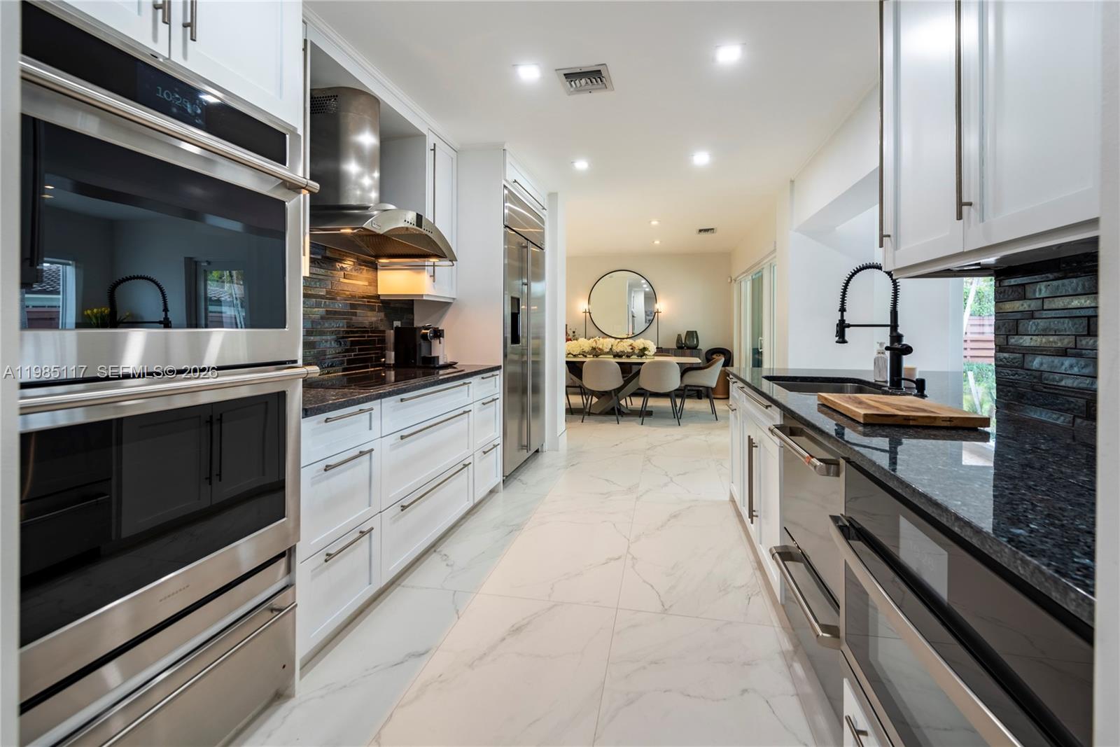 302 N Highland Dr Hollywood, FL 33021