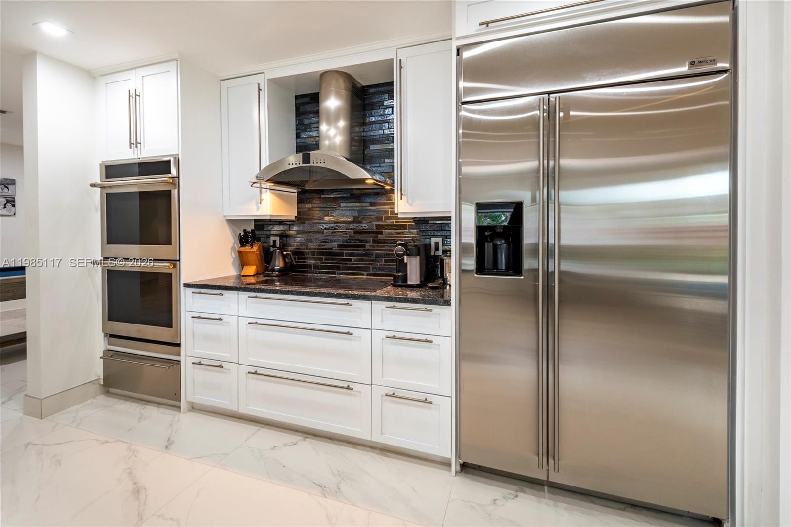 302 N Highland Dr Hollywood, FL 33021