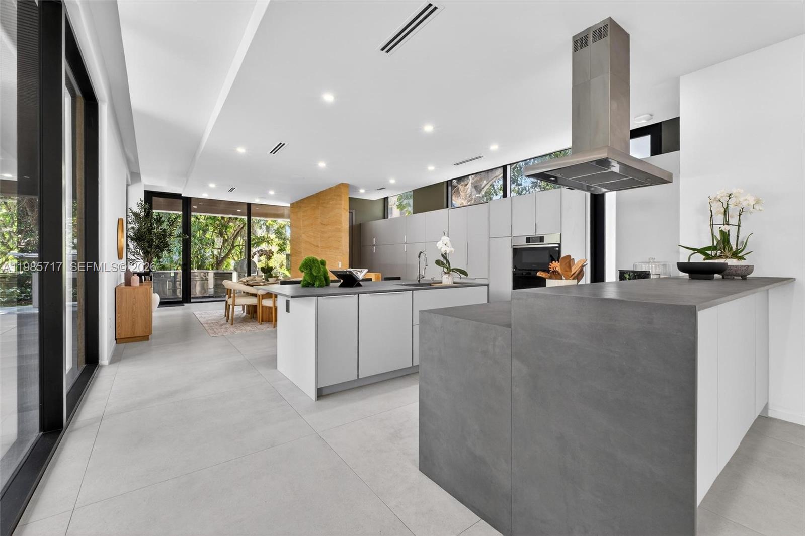 234 SW 22nd Rd Miami, FL 33129