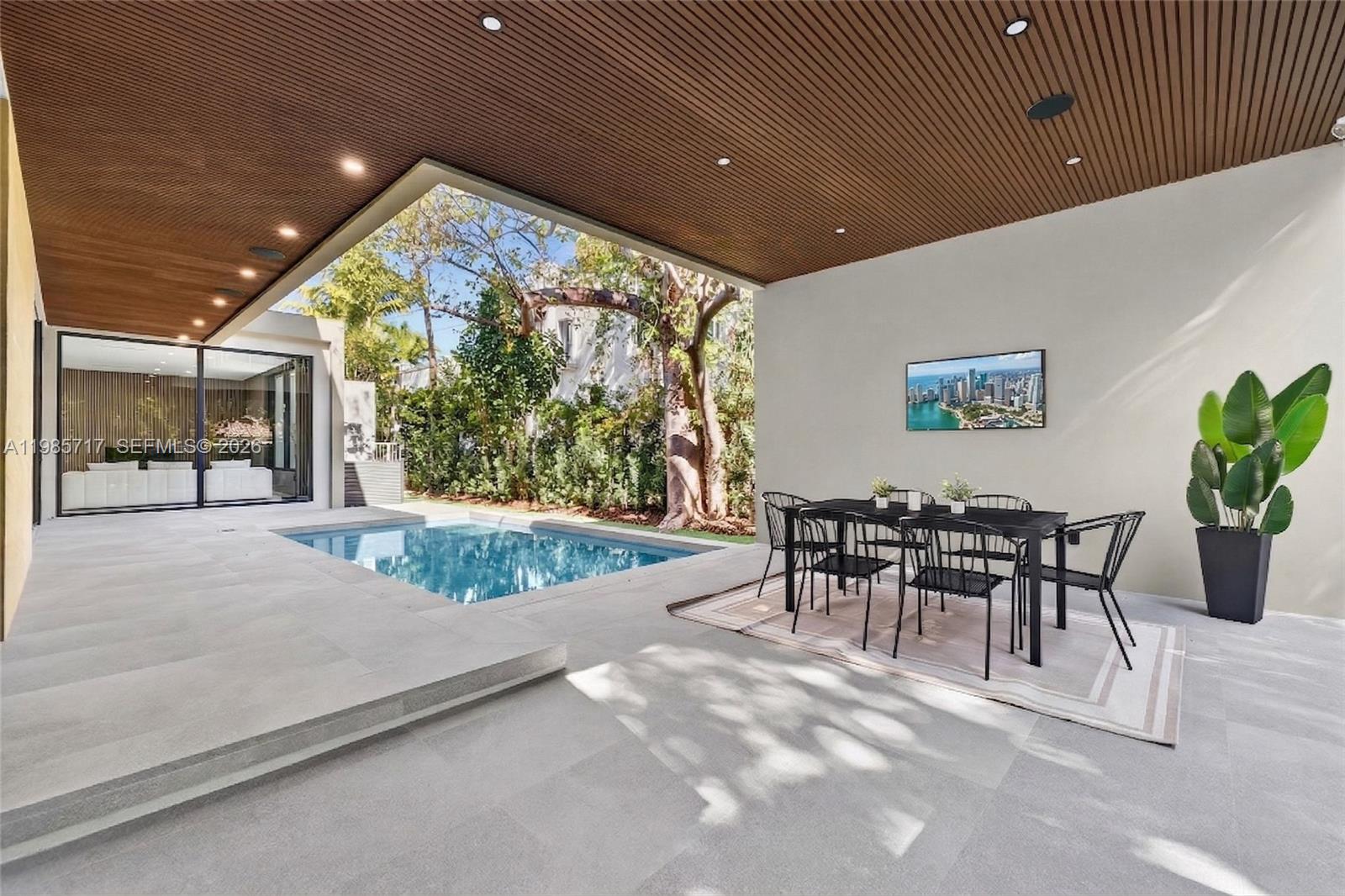 234 SW 22nd Rd Miami, FL 33129