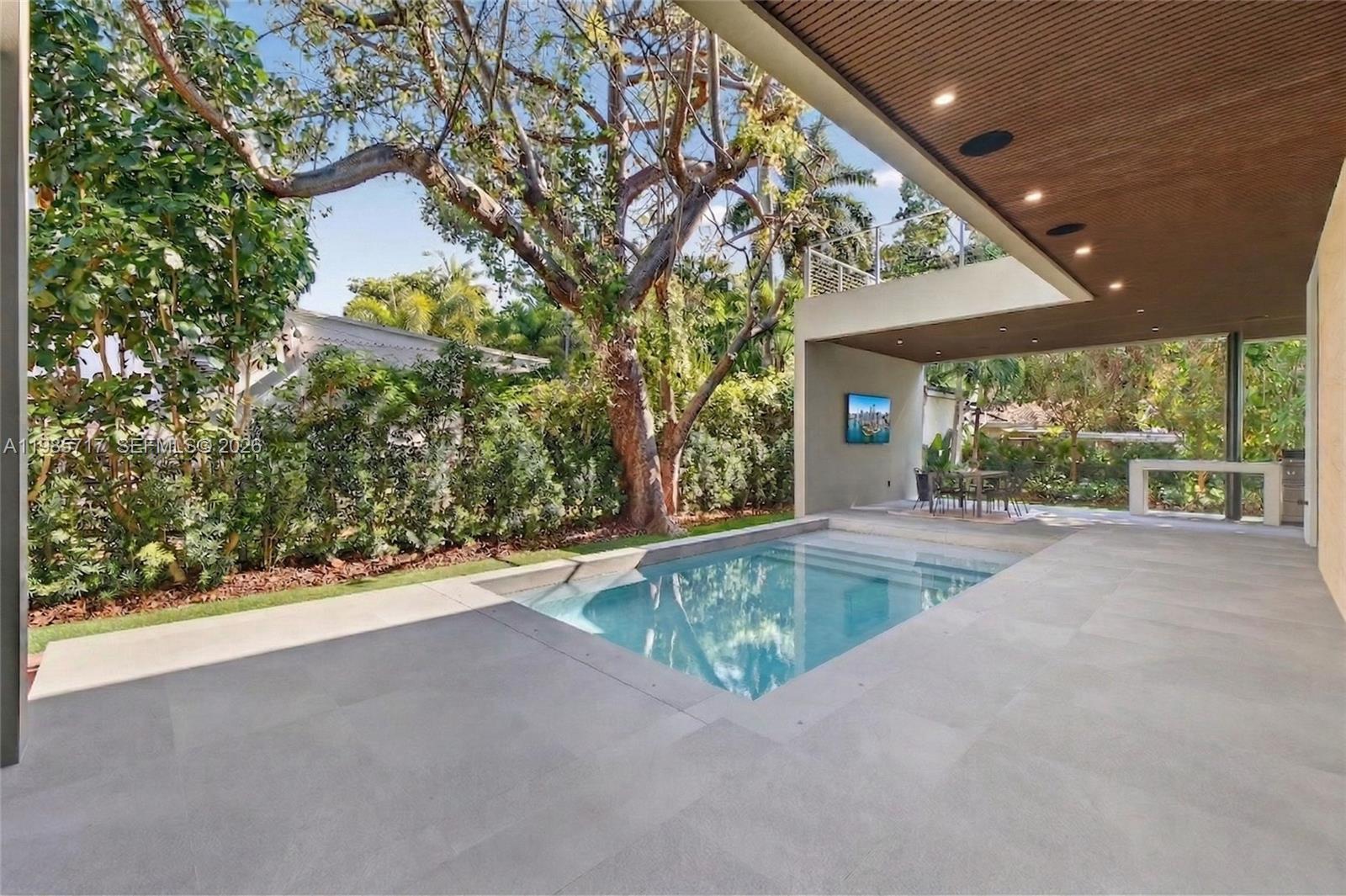 234 SW 22nd Rd Miami, FL 33129