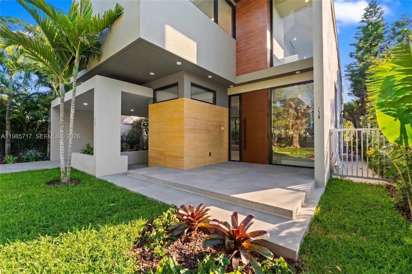 234 SW 22nd Rd Miami, FL 33129