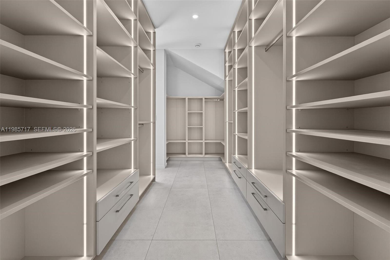 234 SW 22nd Rd Miami, FL 33129