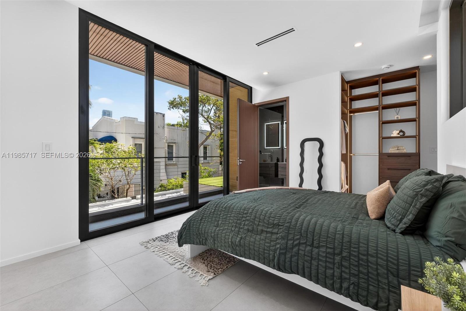 234 SW 22nd Rd Miami, FL 33129