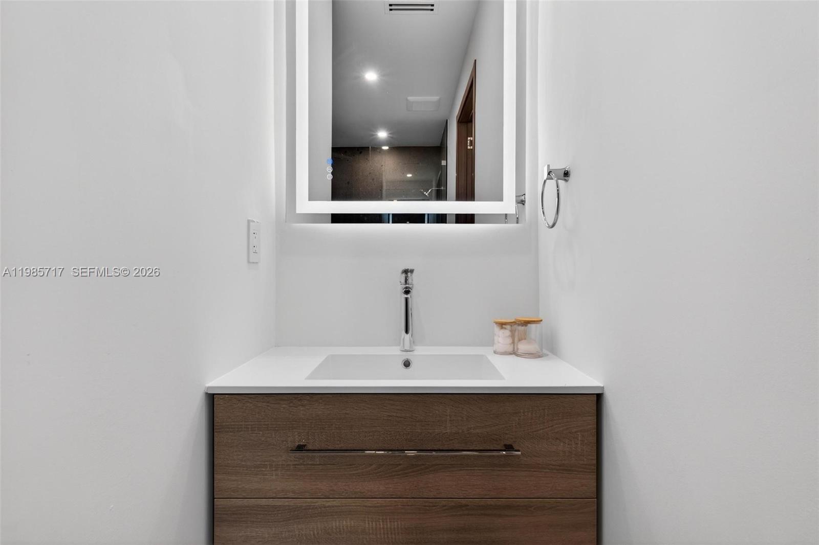 234 SW 22nd Rd Miami, FL 33129