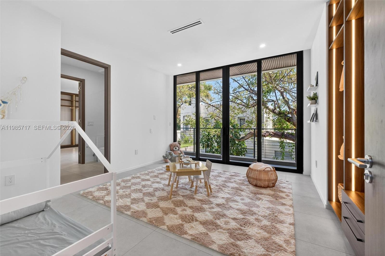 234 SW 22nd Rd Miami, FL 33129