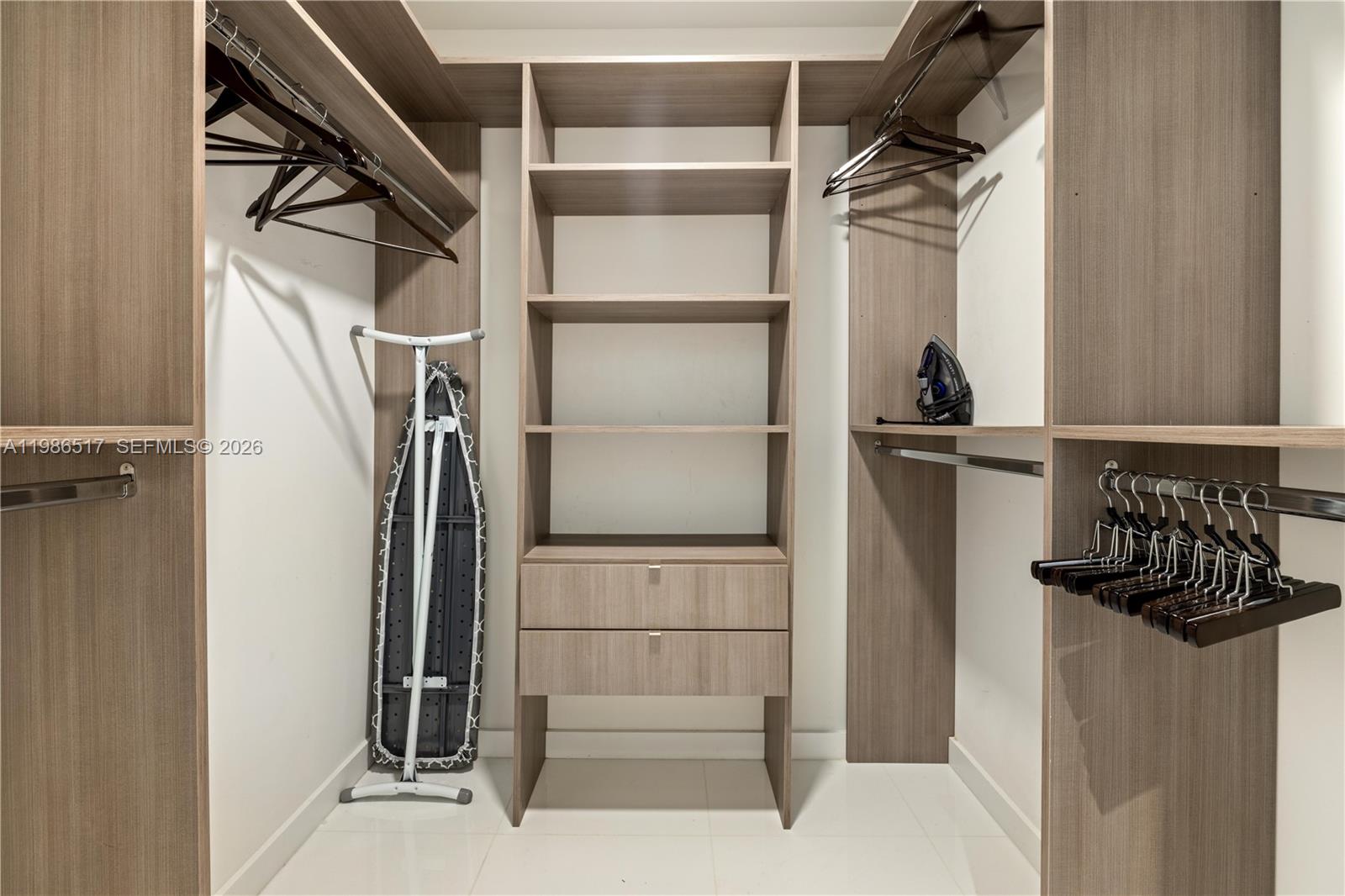 image Paramount Miami Worldcenter11