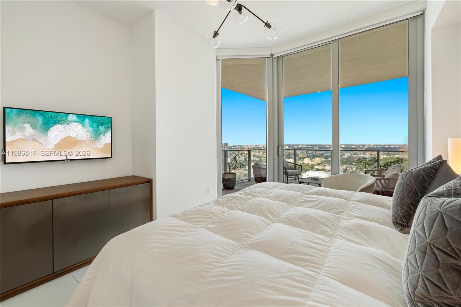 image Paramount Miami Worldcenter6