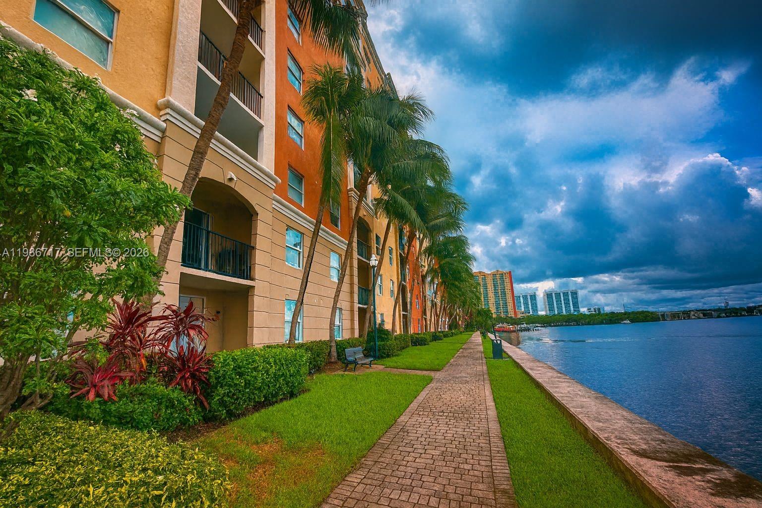 17150 N Bay Rd #2319