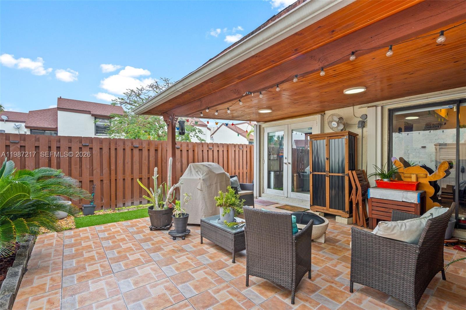 9746 NW 4th Ln #9746 Miami, FL 33172