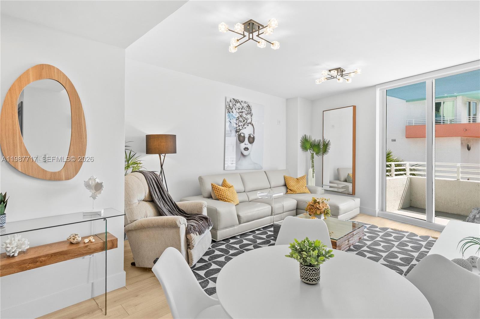 225 Collins Ave #5J Miami Beach, FL 33139