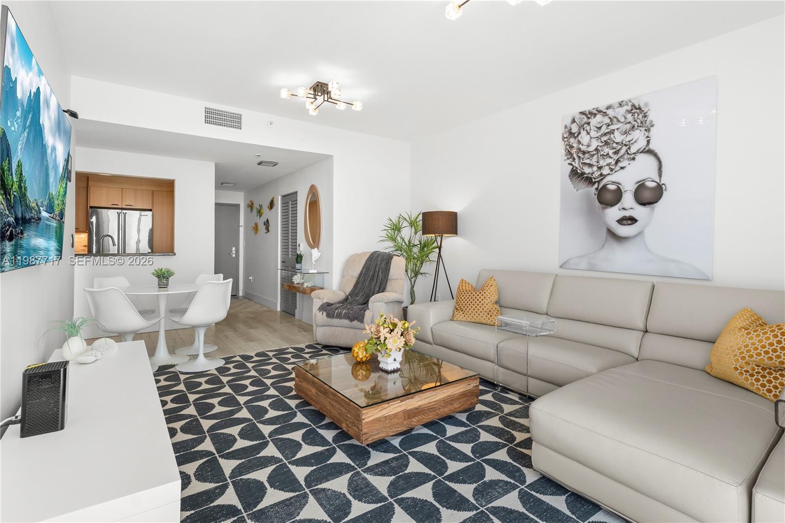 225 Collins Ave #5J Miami Beach, FL 33139