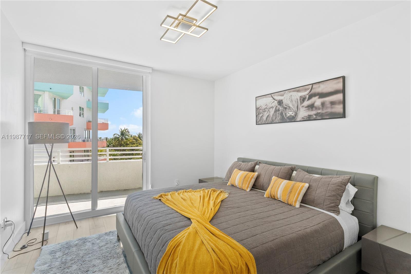 225 Collins Ave #5J Miami Beach, FL 33139