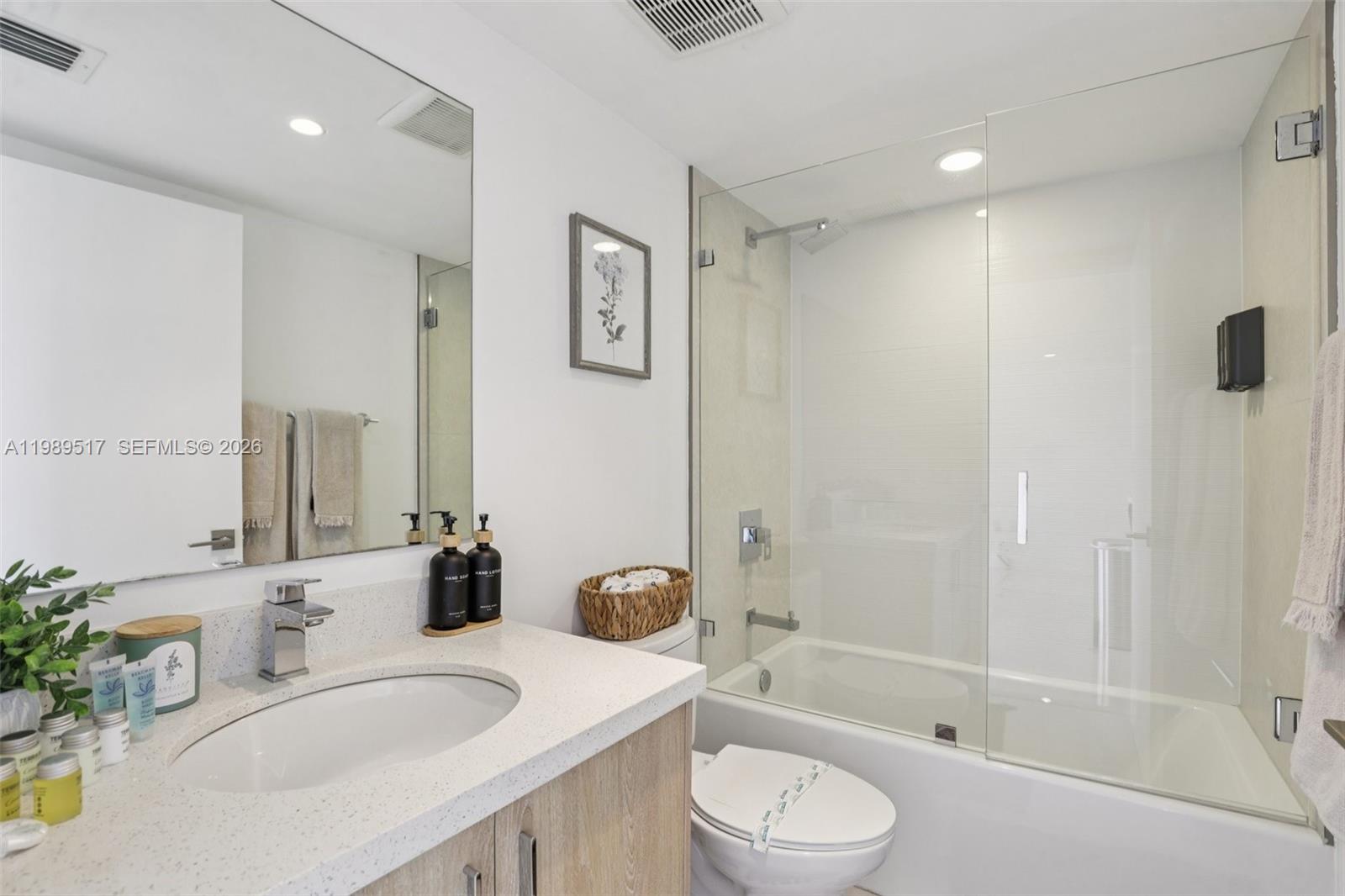 image Bay Harbor One17