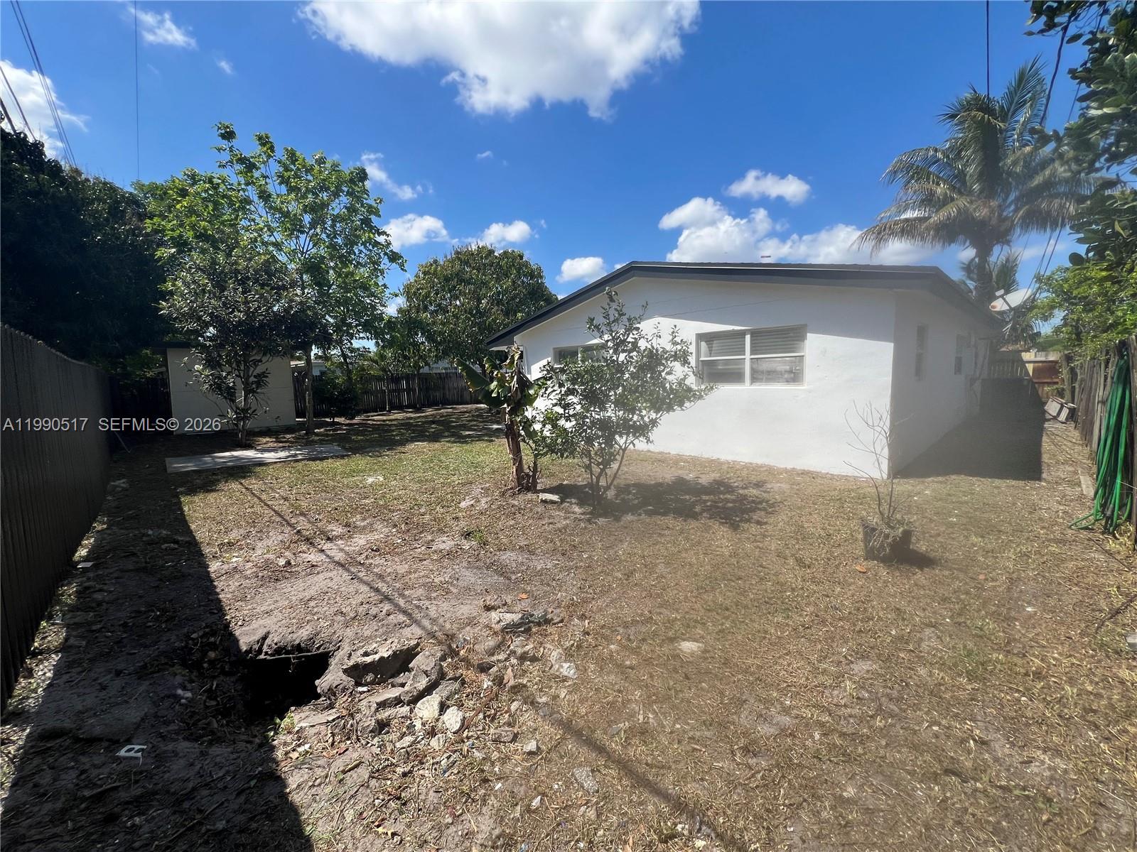 1970 NW 192nd Ter Miami Gardens, FL 33056