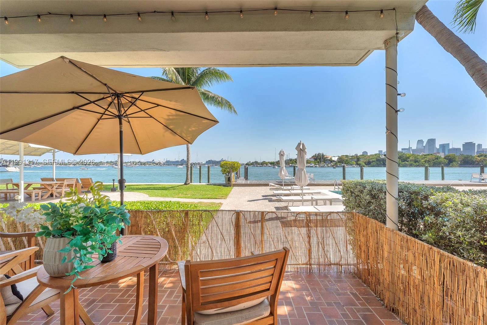 1130 Venetian Way #1F