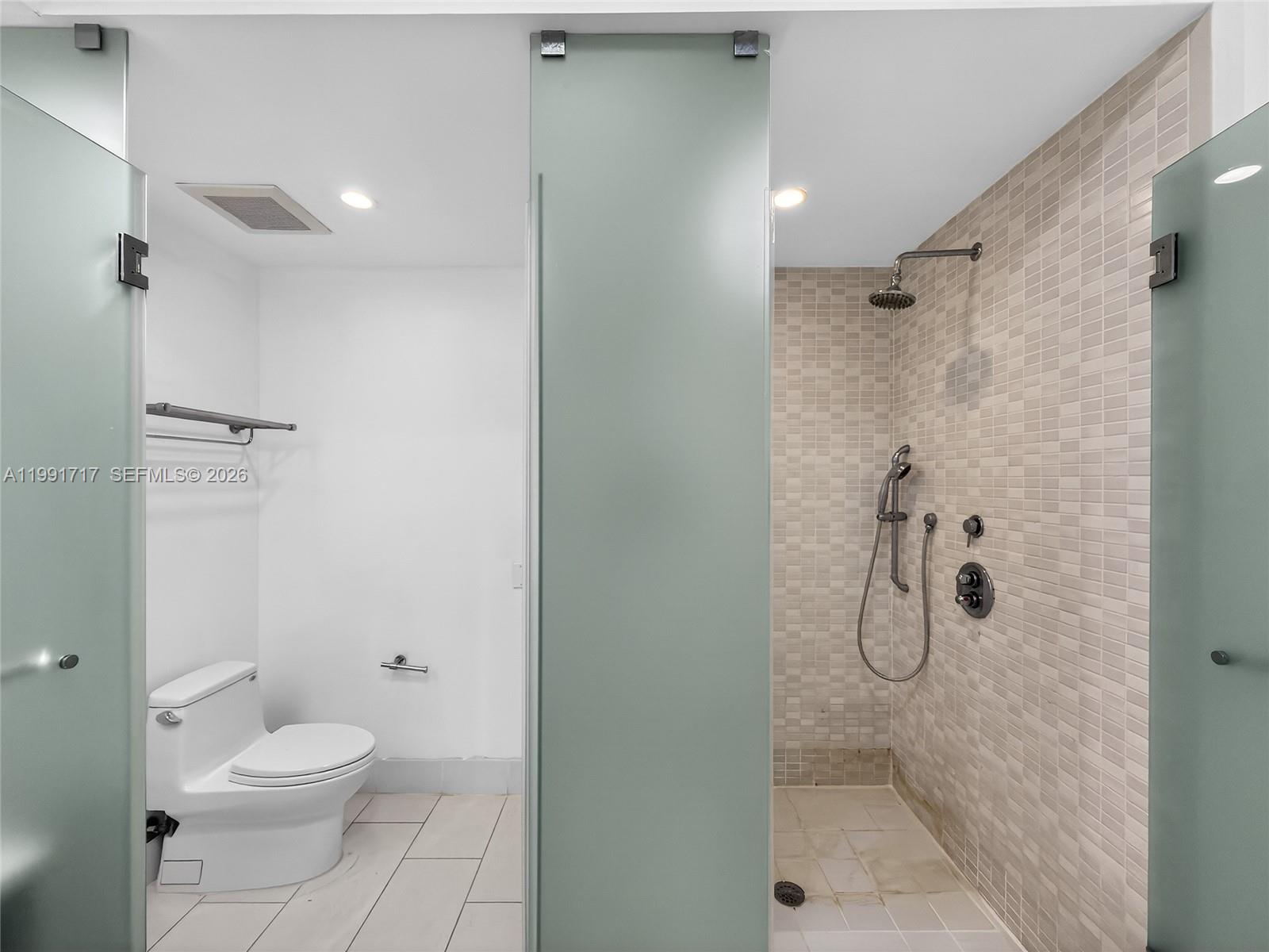 5300 NW 87th Ave #1408 Doral, FL 33178