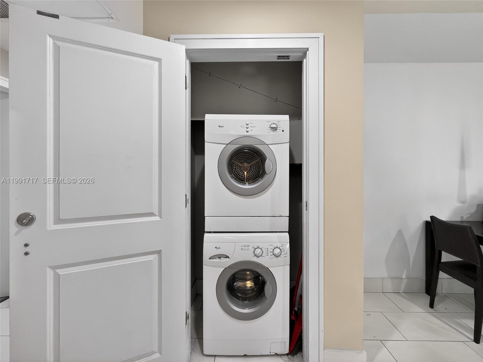 5300 NW 87th Ave #1408 Doral, FL 33178