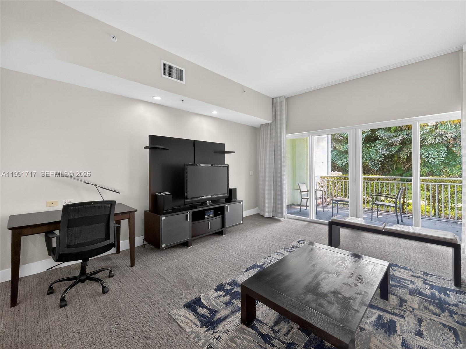 5300 NW 87th Ave #1408 Doral, FL 33178