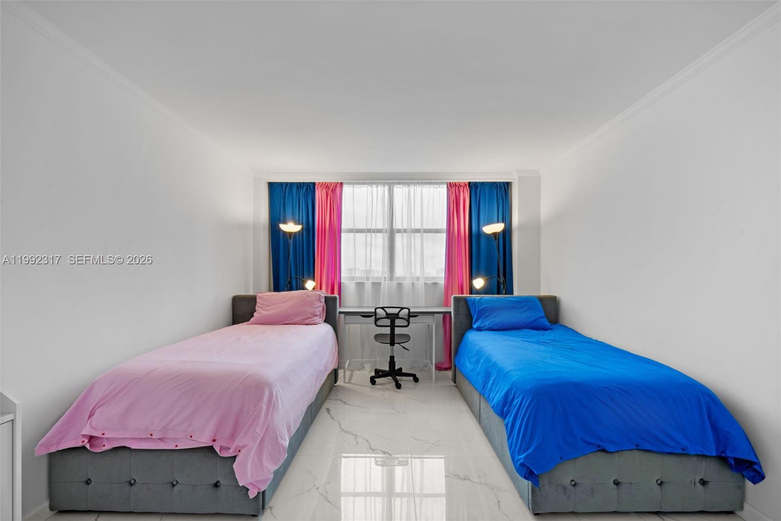 image Winston Towers 6009