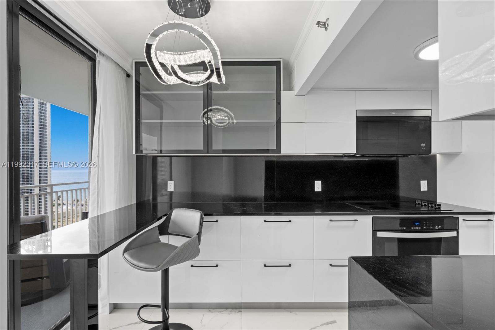 image Winston Towers 60013