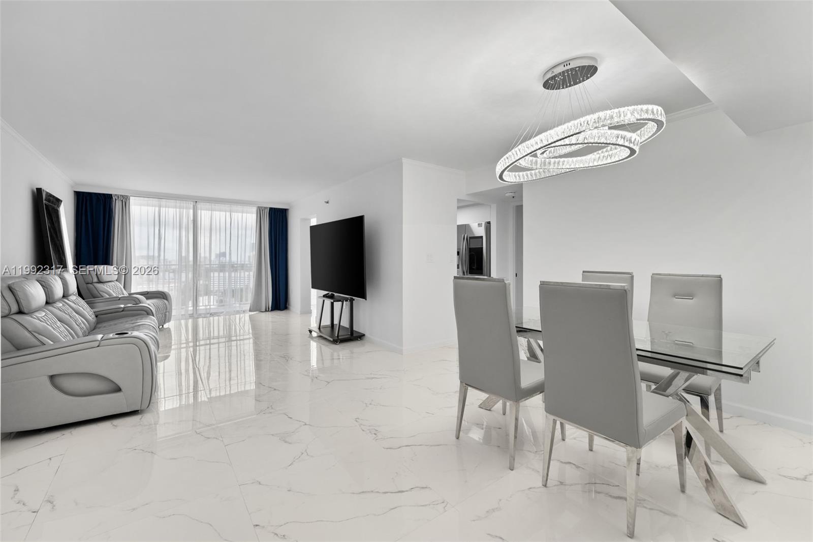 image Winston Towers 6001