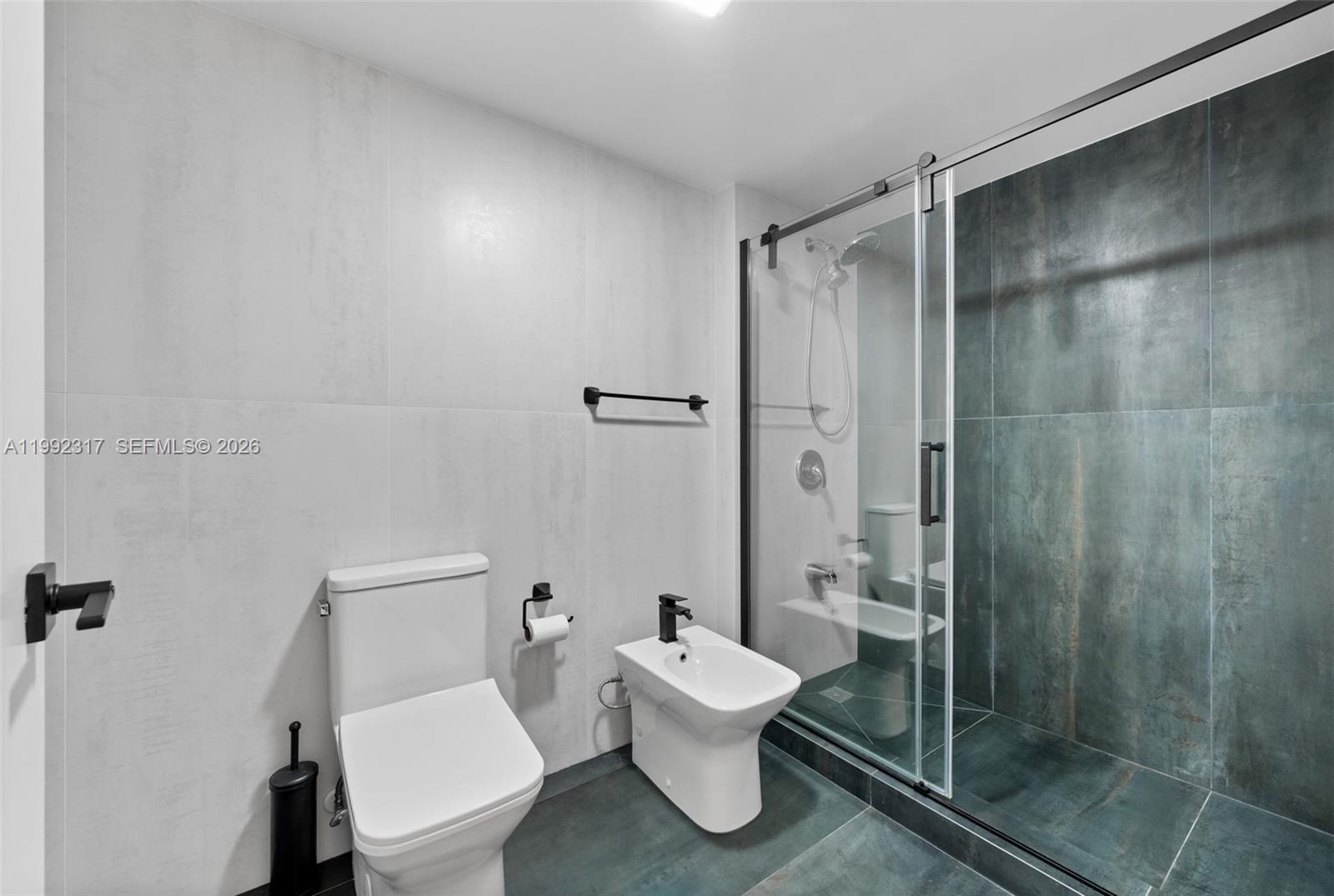 image Winston Towers 6008