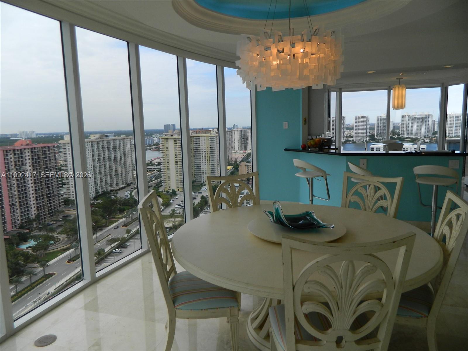 image Pinnacle10