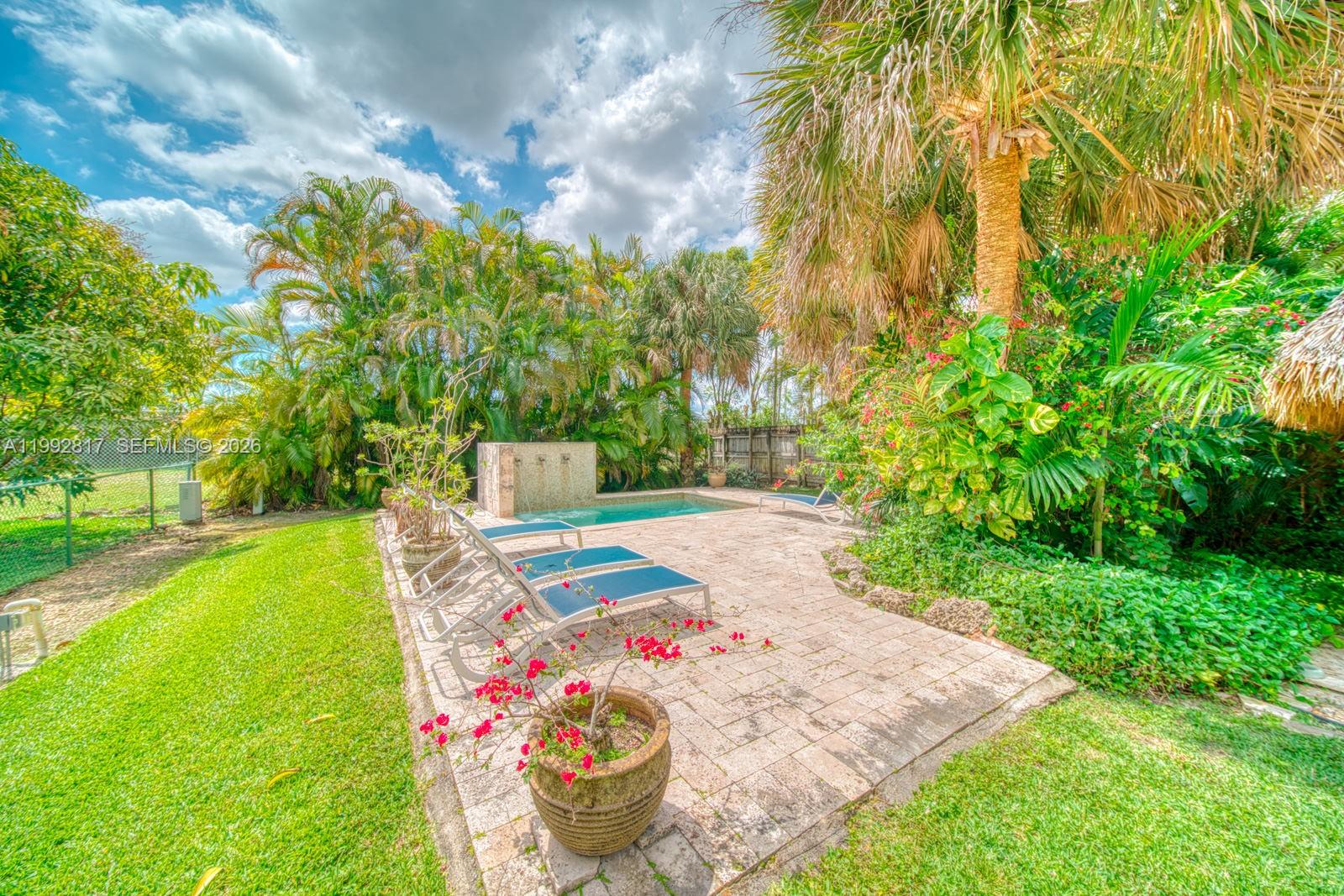 7320 SW 100th Ct Miami, FL 33173