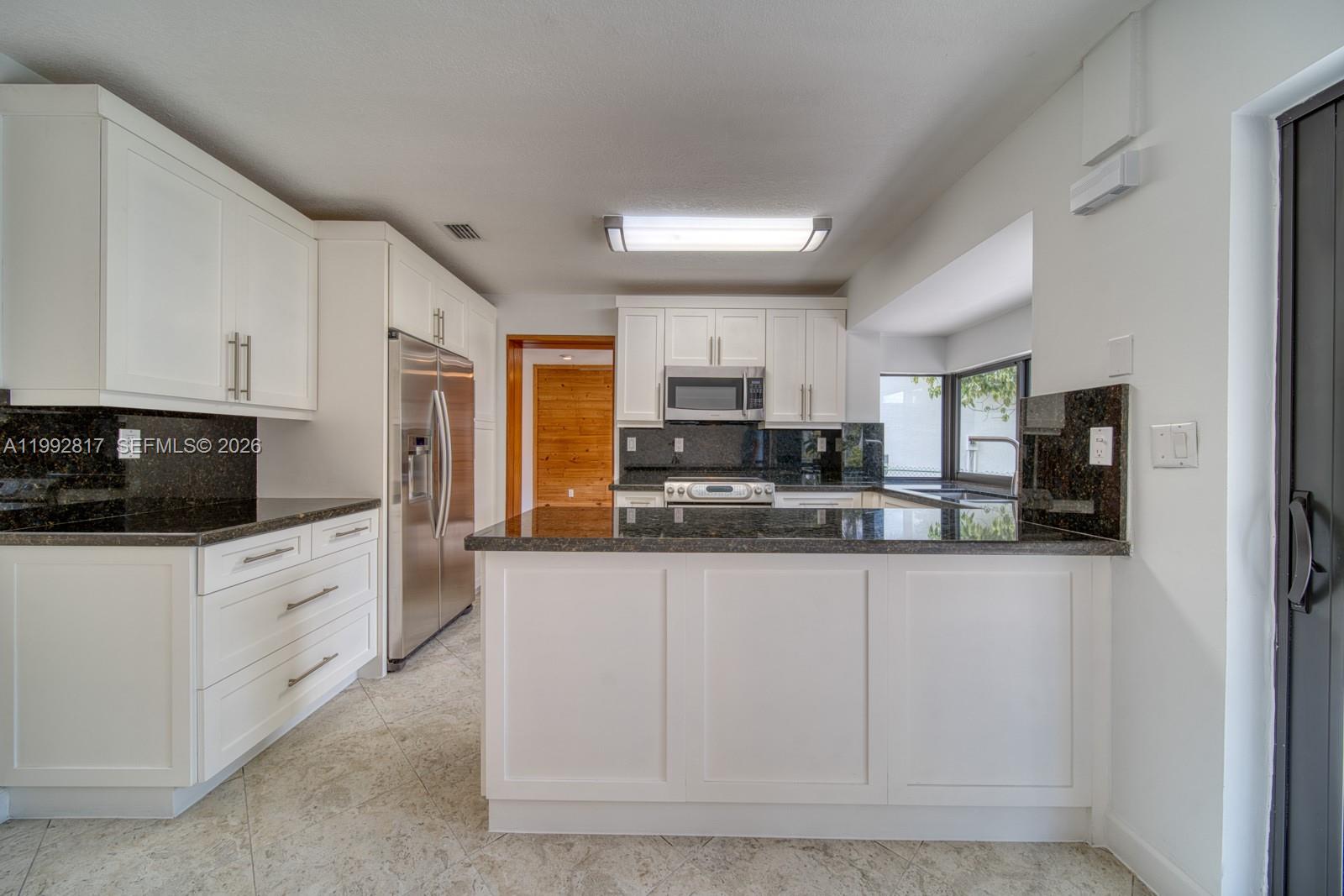 7320 SW 100th Ct Miami, FL 33173