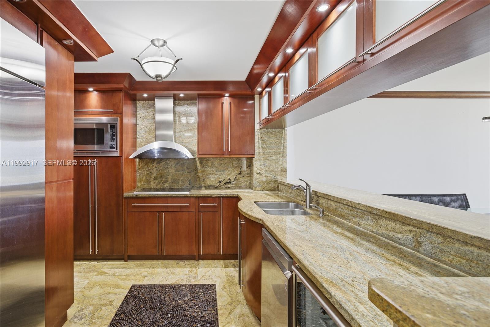 5555 Collins Ave #12N Miami Beach, FL 33140