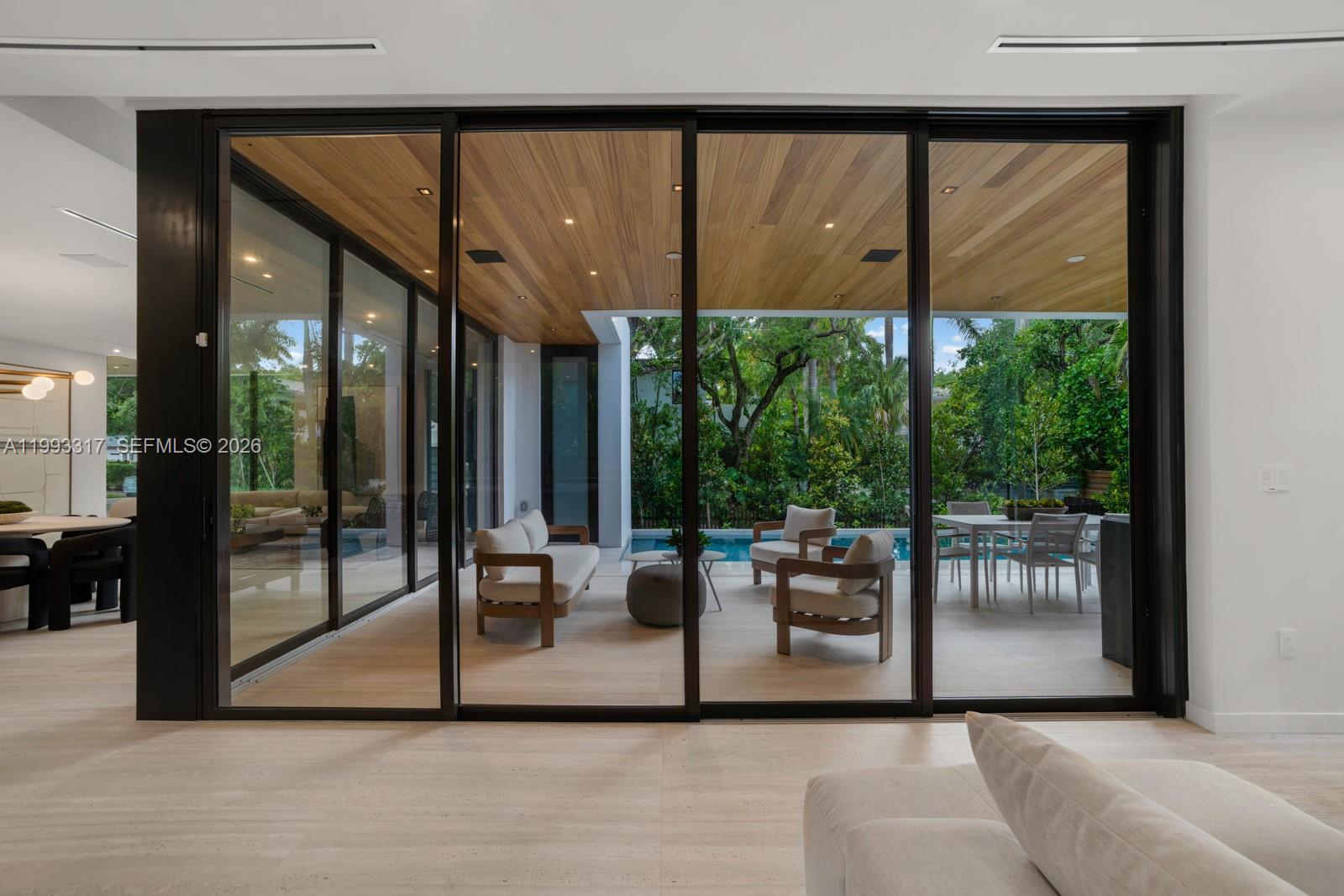 4095 Hardie Ave Miami, FL 33133