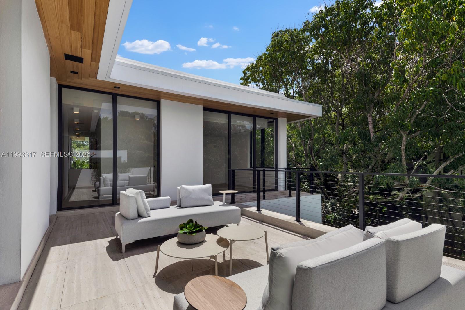 4095 Hardie Ave Miami, FL 33133