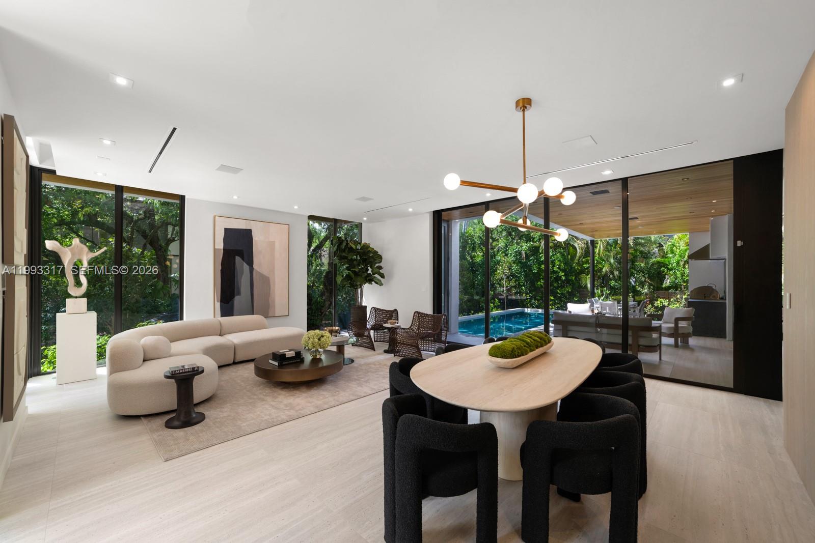 4095 Hardie Ave Miami, FL 33133