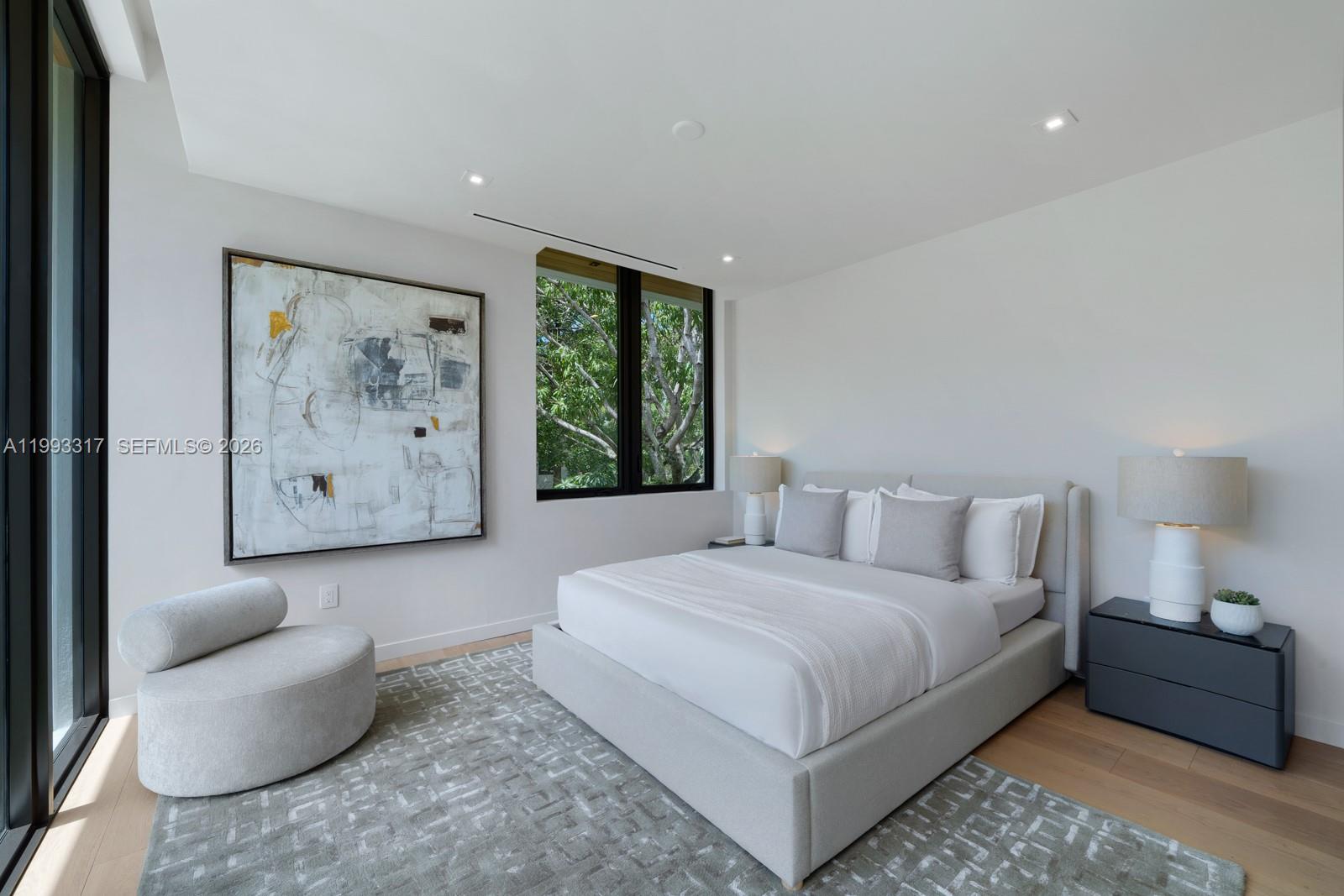 4095 Hardie Ave Miami, FL 33133