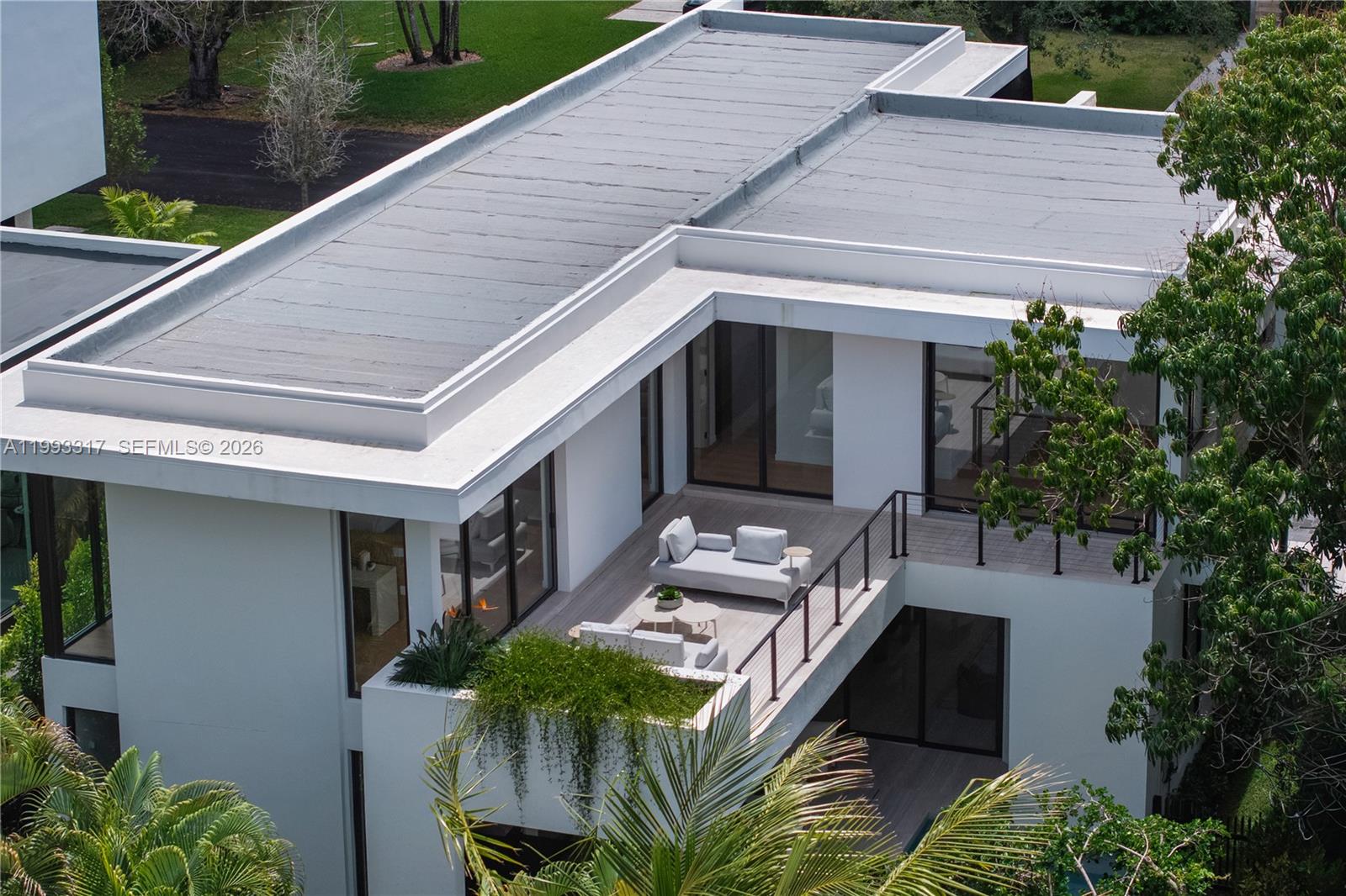 4095 Hardie Ave Miami, FL 33133