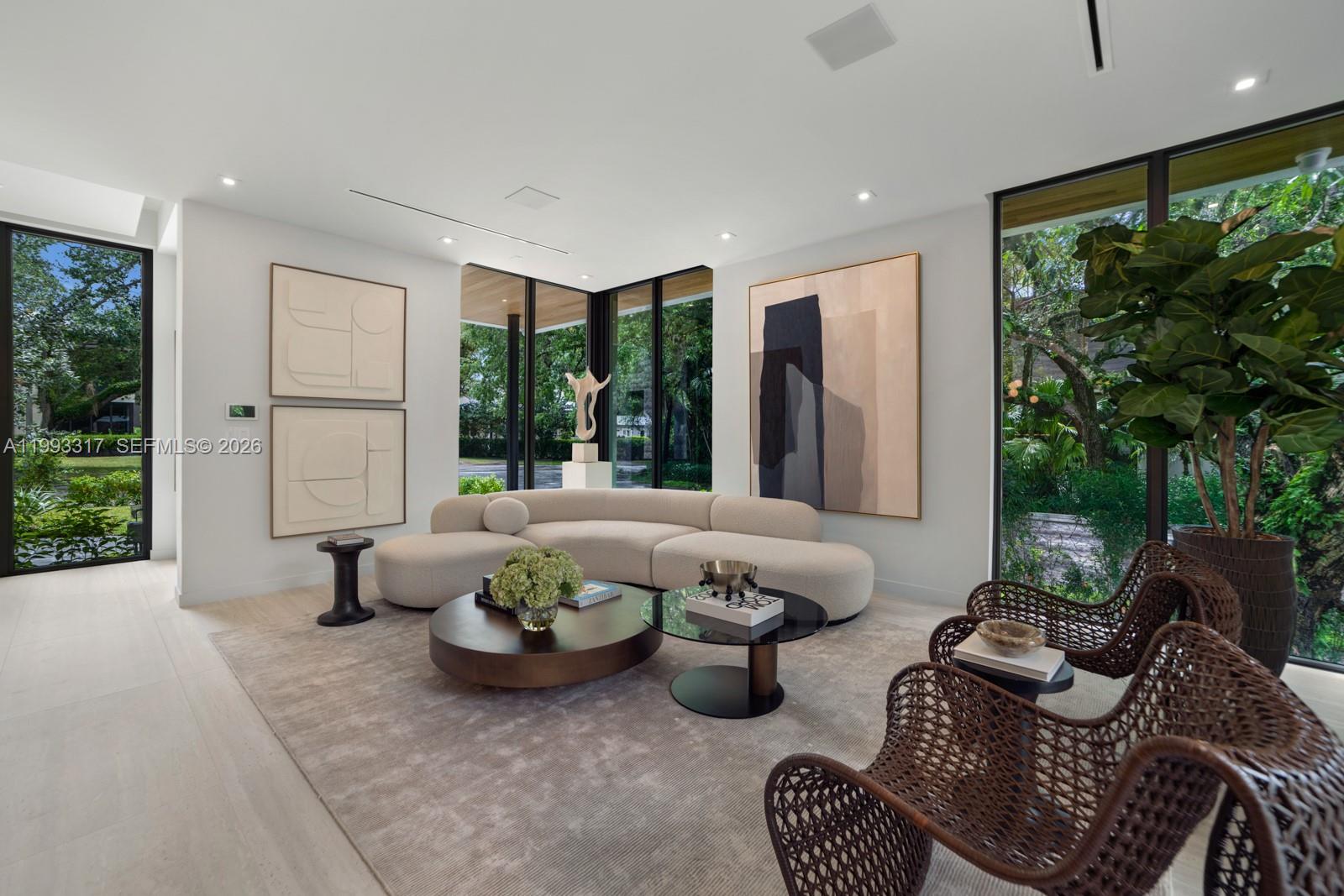 4095 Hardie Ave Miami, FL 33133