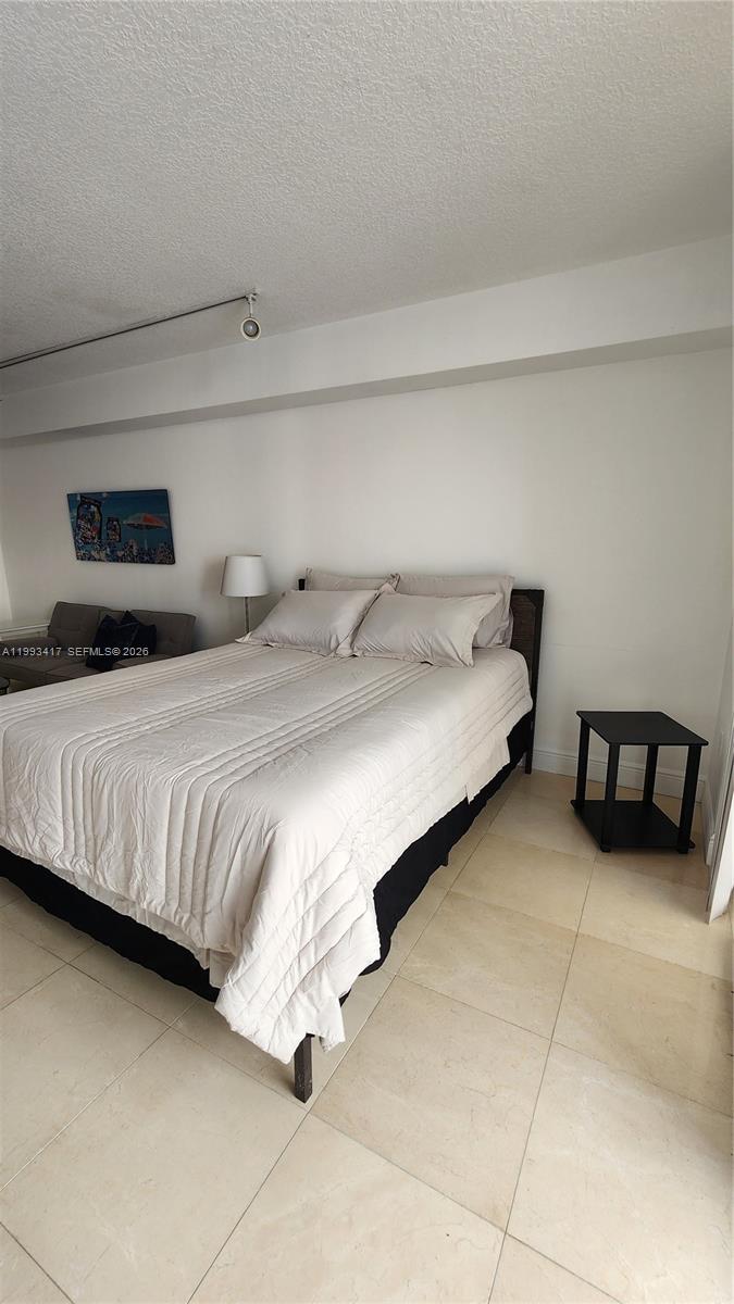 image The Club at Brickell Bay16