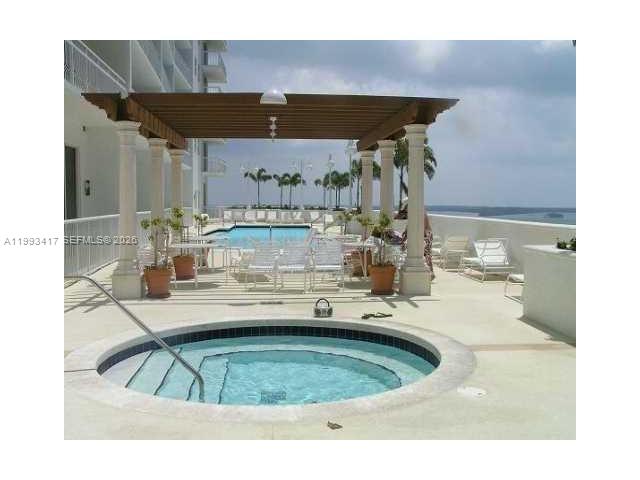 image The Club at Brickell Bay3