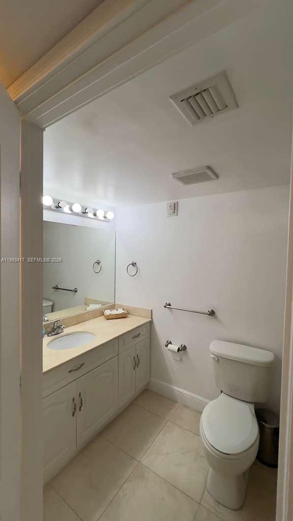 image The Club at Brickell Bay7