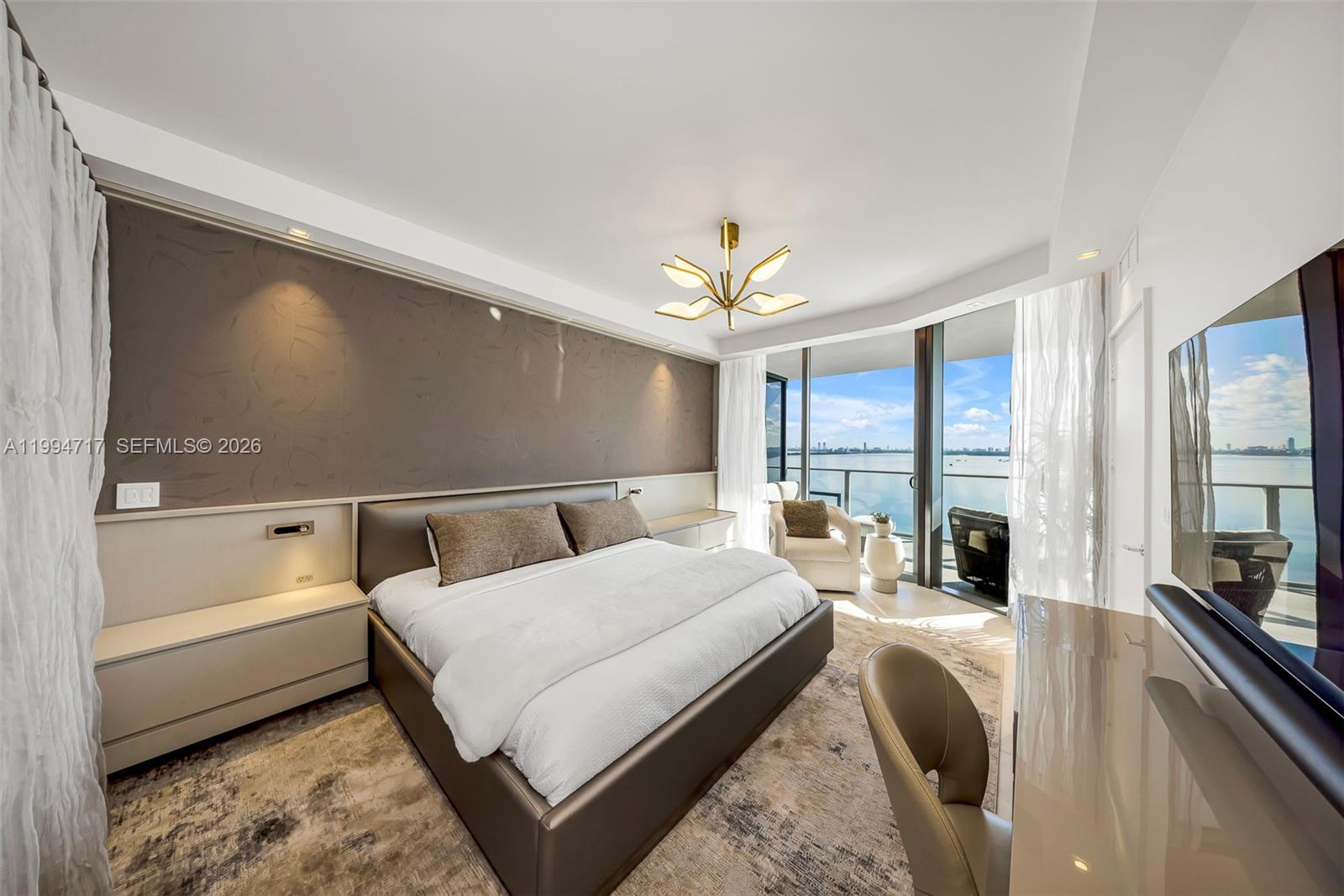 700 NE 24th St 24th St #1507 Miami, FL 33137