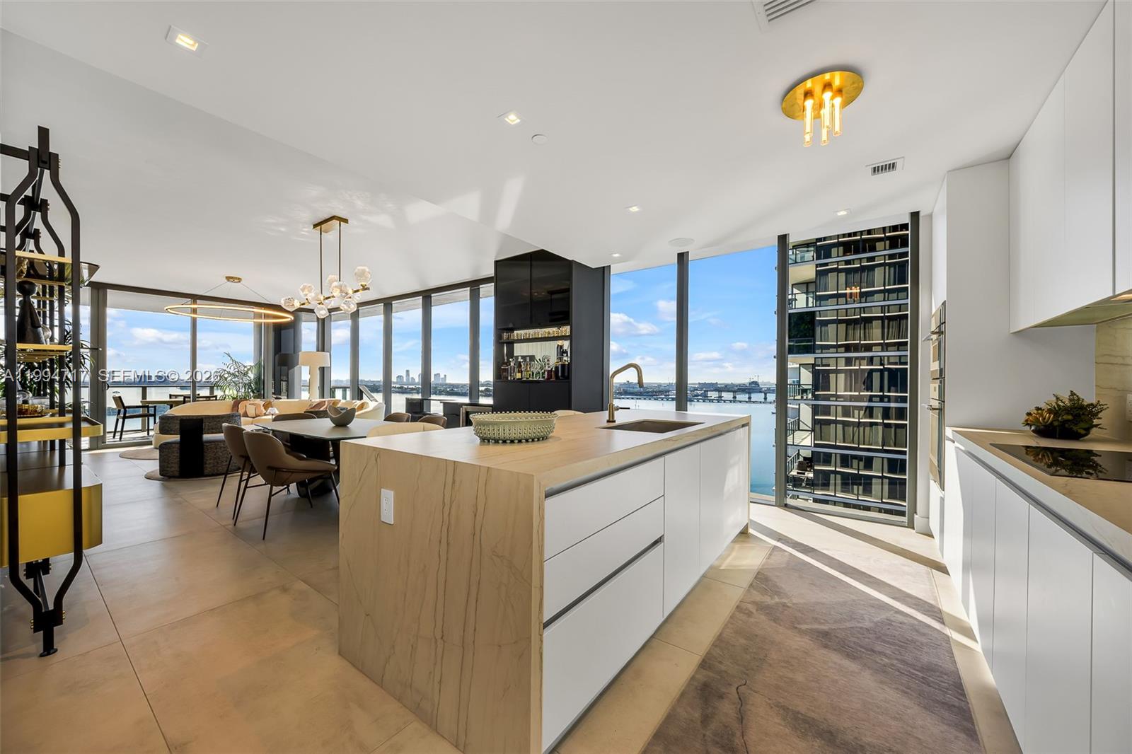 700 NE 24th St 24th St #1507 Miami, FL 33137